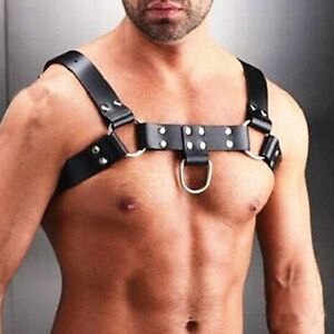 El arnés gay y la insoportable necesidad de cubrir nuestros cuerpos desnudos.